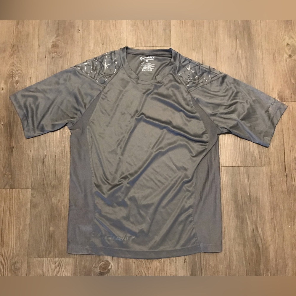 Giant Brand Cycling Jersey / Shirt - Medium